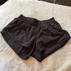 never worn black lululemon hotty hot shorts